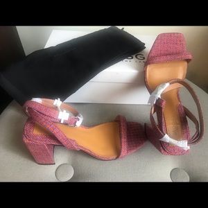 Jaggar Essential Houndstooth Sandal